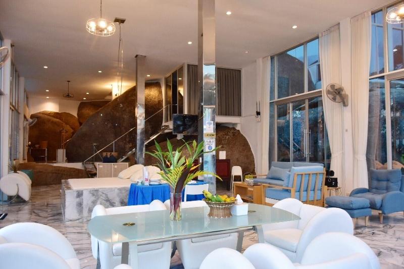 Общежитие The Rock Samui Poshtel Lamai Beach