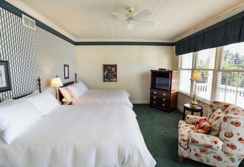 ベッドアンドブレックファースト Oakmont Inn