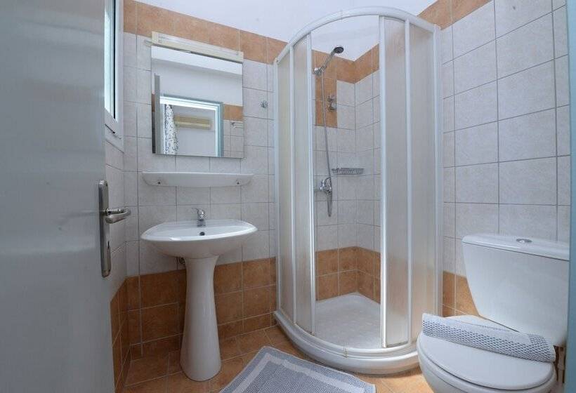 Filippas Rooms