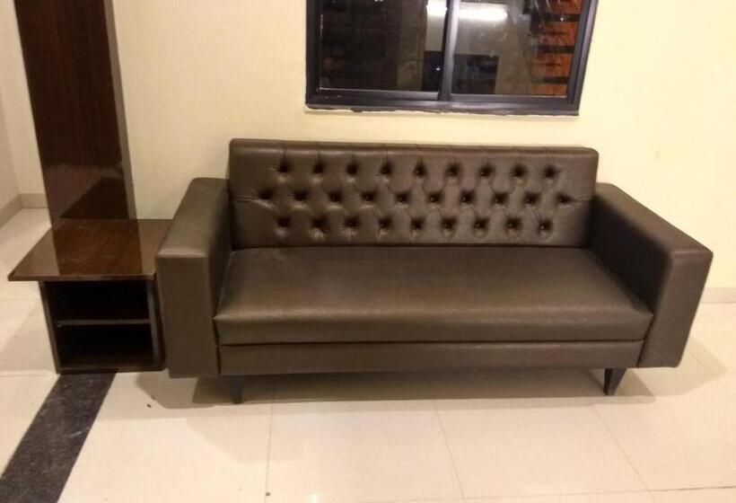 فندق Jk Rooms 126 Parashar Legacy   Opp Railway Station