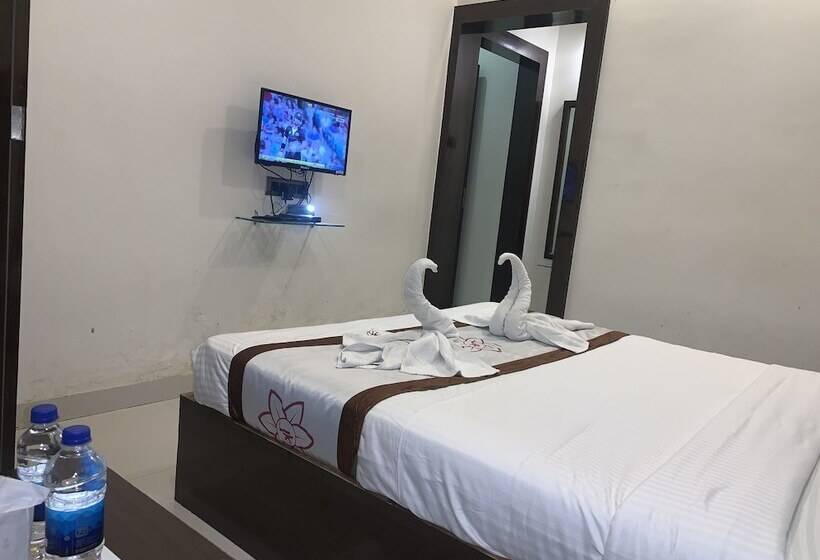 فندق Jk Rooms 126 Parashar Legacy   Opp Railway Station