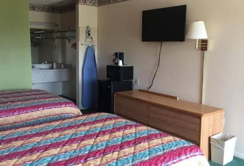 Western Motel   Camilla