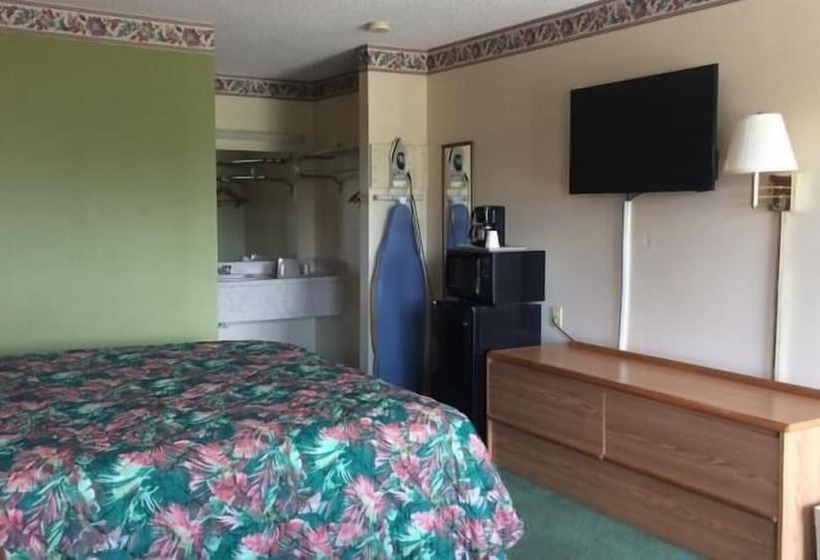 Western Motel   Camilla