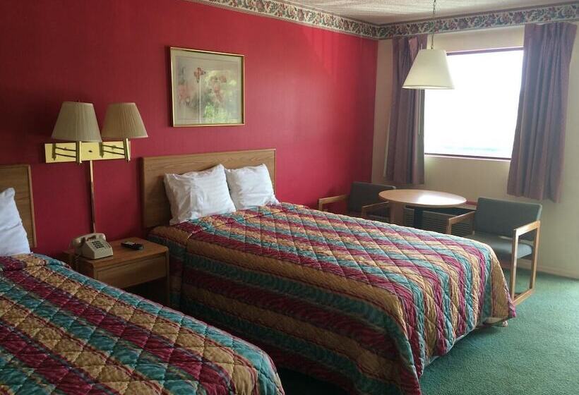 Western Motel   Camilla