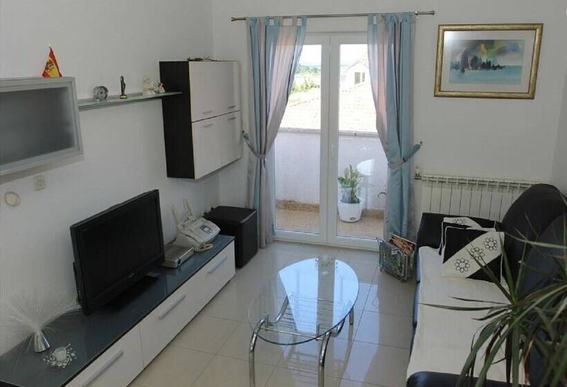Apartments Adel   70 M From Beach