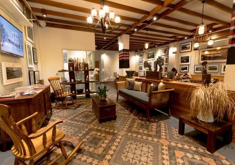 تختخواب و صبحانه Diatas By Art Cafe Bumbu Bali