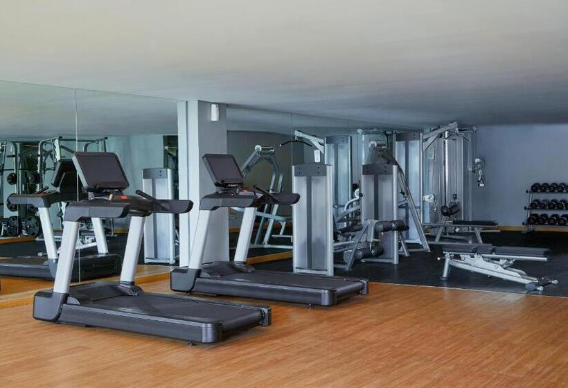 فندق Four Points By Sheraton Balikpapan