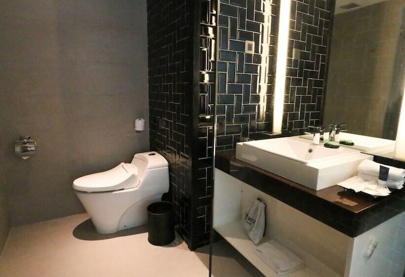 فندق Four Points By Sheraton Balikpapan
