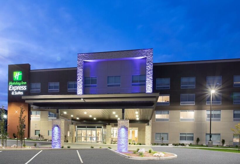 בית מלון כפרי Holiday Inn Express & Suites   Ely, An Ihg