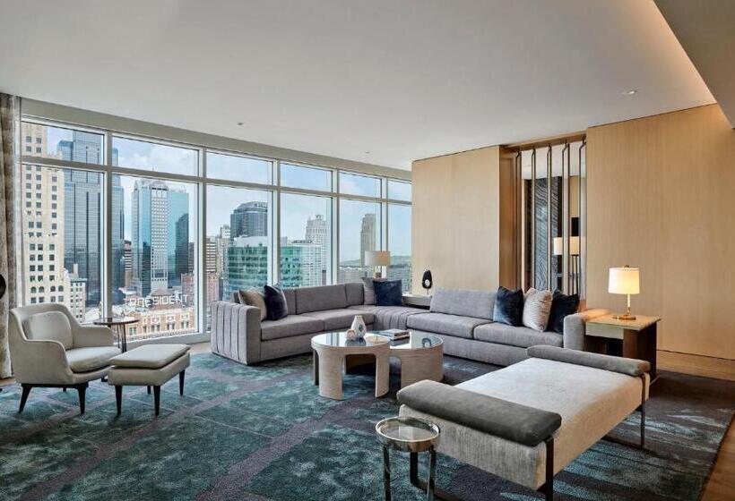 هتل Loews Kansas City