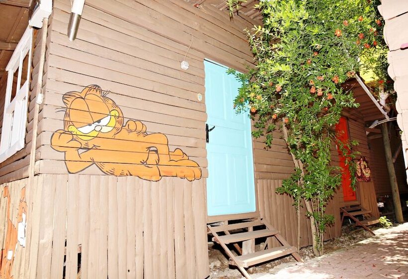 هتل Olimpos Salinas Wooden Houses
