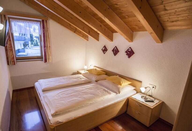 Haus Rothorn