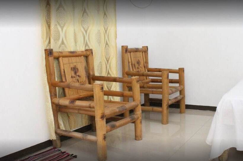 Hotel Miles Yce Bamboo House