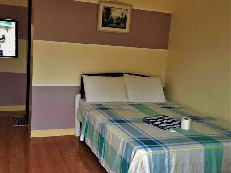 Hotel Miles Yce Bamboo House