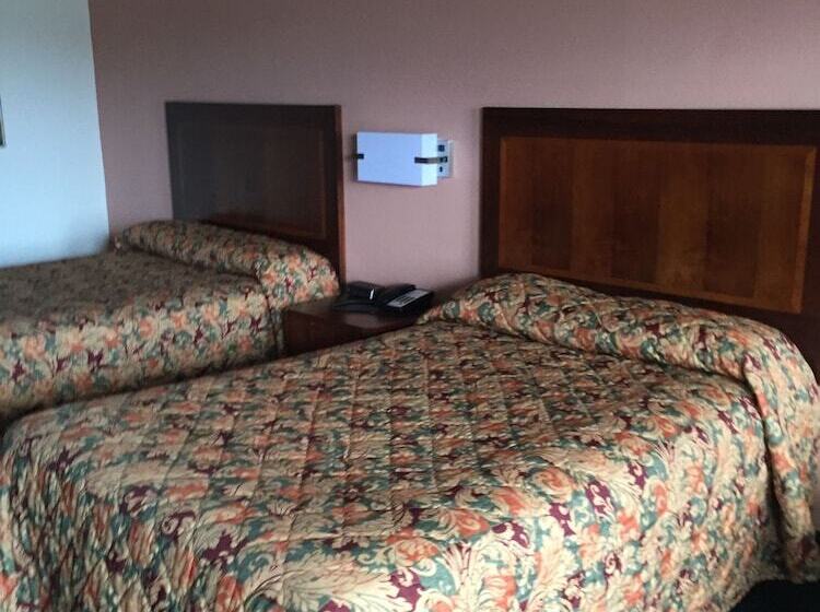 모텔 Rodeway Inn