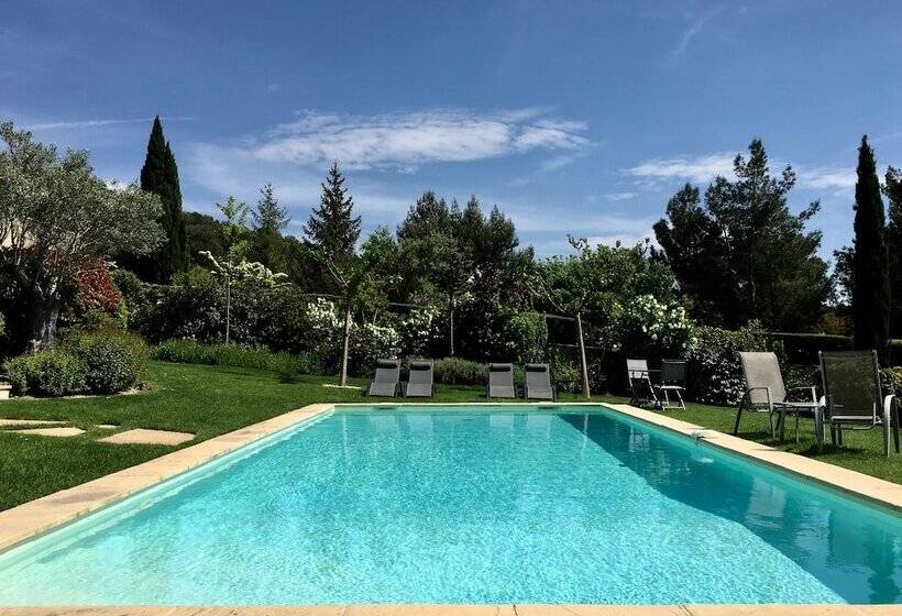 민박 La Bastide Tara