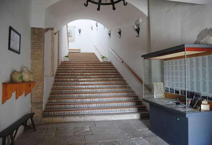 Hospedería Albergue Ntra Sra De Magallón