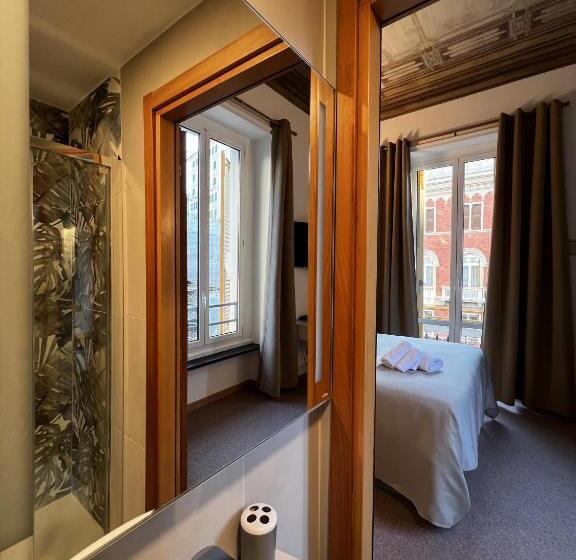 هتل Genova Liberty