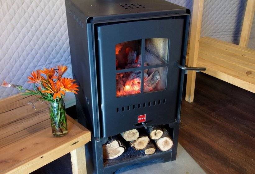 هتل Huemules Reserva De Montana