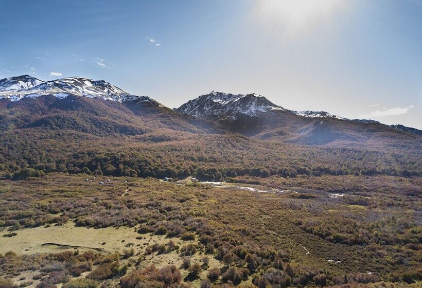 هتل Huemules Reserva De Montana