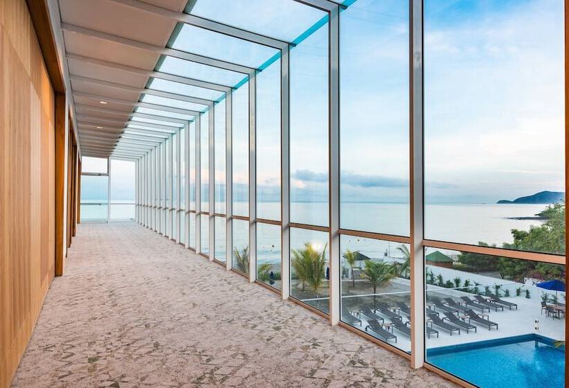 בית מלון כפרי Santa Marta Marriott Resort Playa Dormida