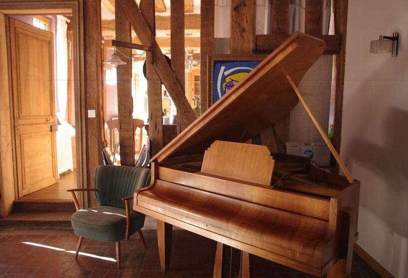 膳宿费 Home Saint Jacques