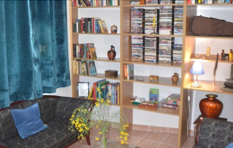 El Almendro Y La Montana