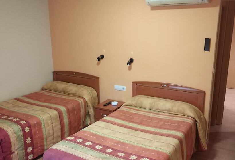 Hostal Hispanico Ii