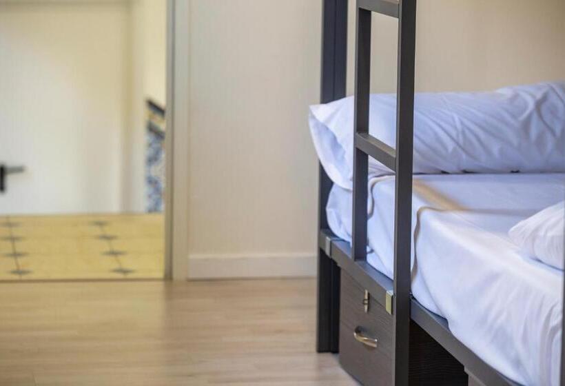 Hostel La Pedriza