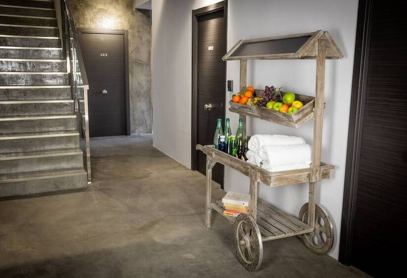 هتل Boutique X Pueblo, Benalmádena