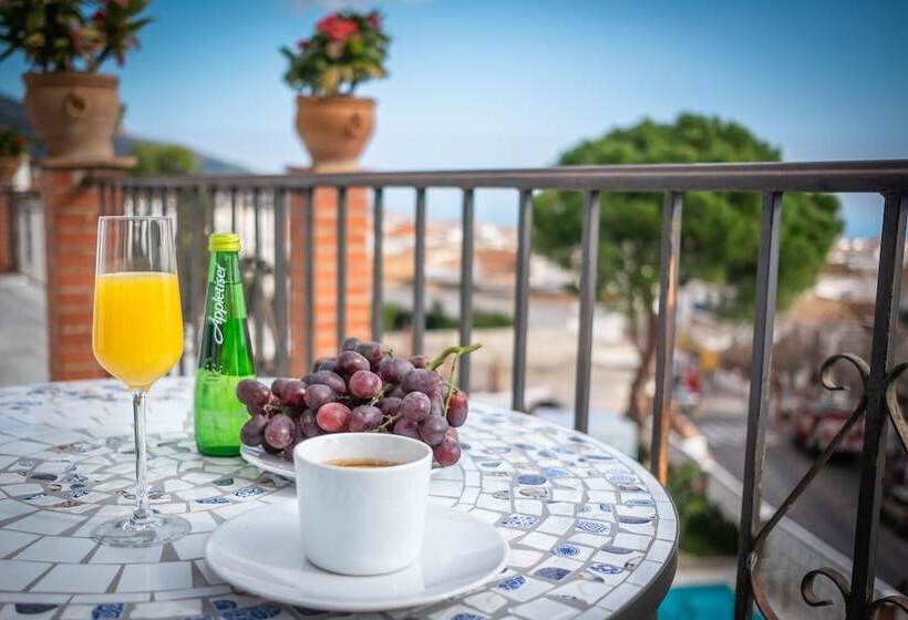 هتل Boutique X Pueblo, Benalmádena