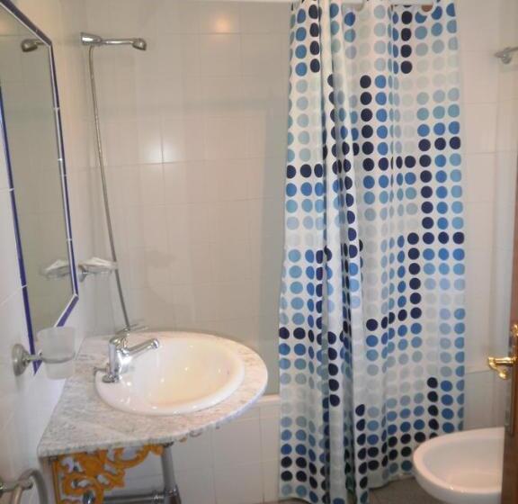 بنسيون Hostal Miraflor De Las Cadenas