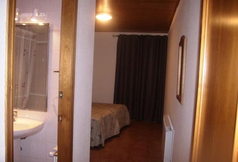 پانسیون Hostal Pernalle