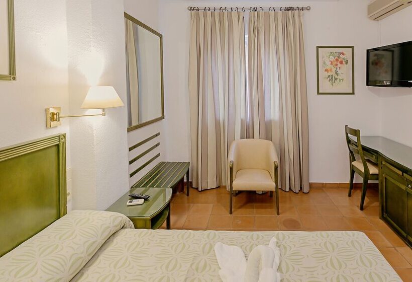 فندق فئة نجمة واحدة Lantana Garden