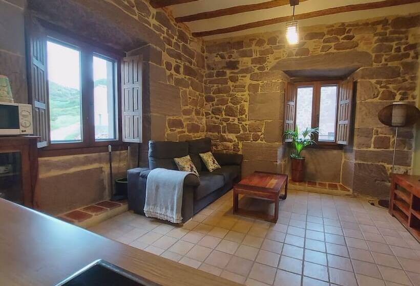 Hostal Rural Ioar