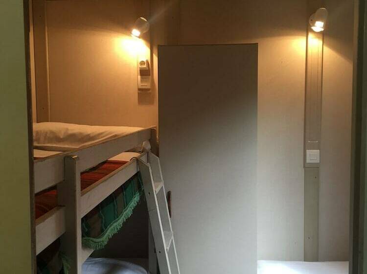 هتل Camping El Balcón De Pitres