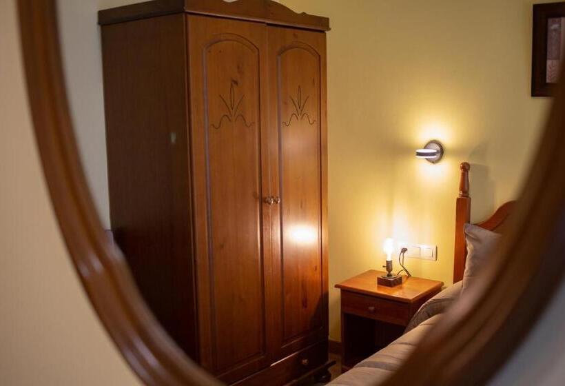 فندق La Casona De Cardes