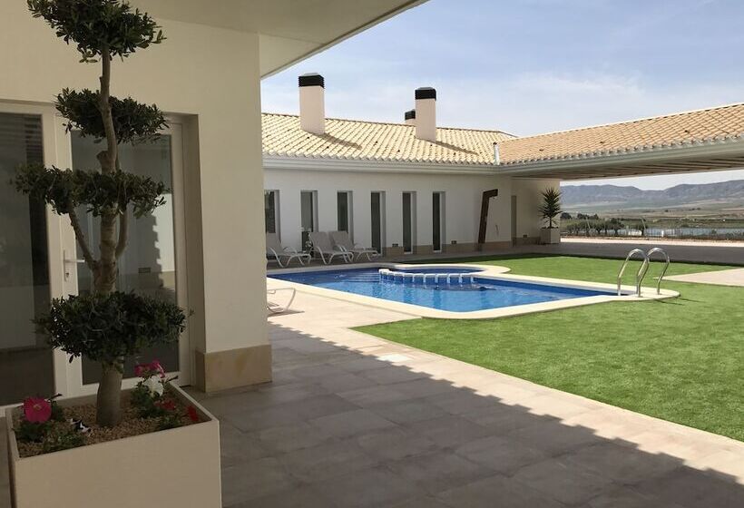 פנסיון Casa Boquera Resort & Winery