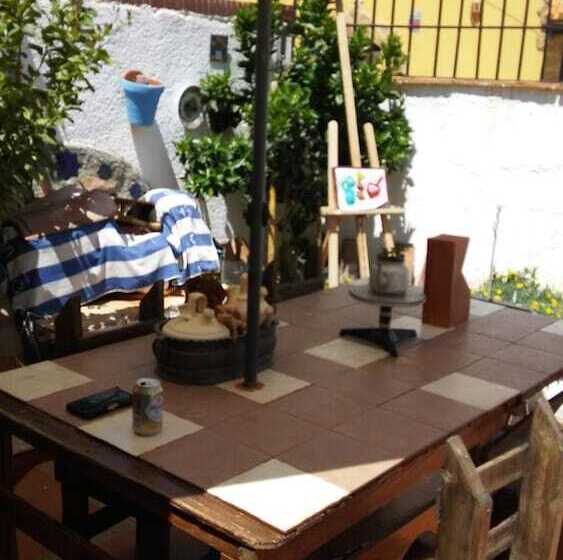 پانسیون Cuevaalegria