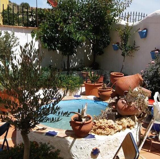 پانسیون Cuevaalegria