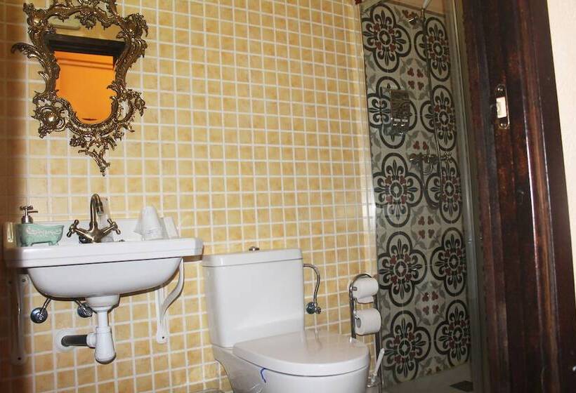 פנסיון Hostal Rural Mas Blanc