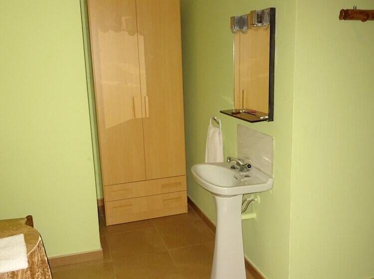 بنسيون Hostal Terraferma