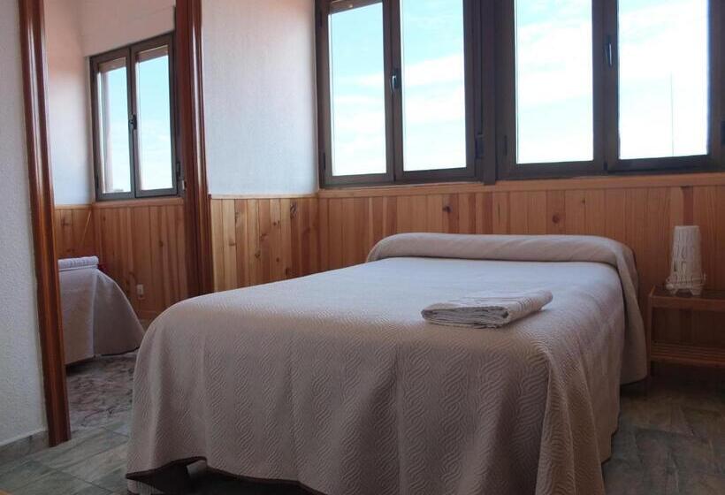 پانسیون Los Angeles Plaza