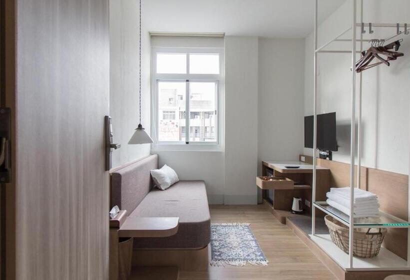 تختخواب و صبحانه Ho̍k House