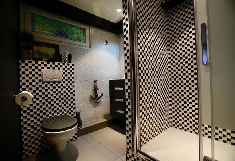 تختخواب و صبحانه Villa Talisman