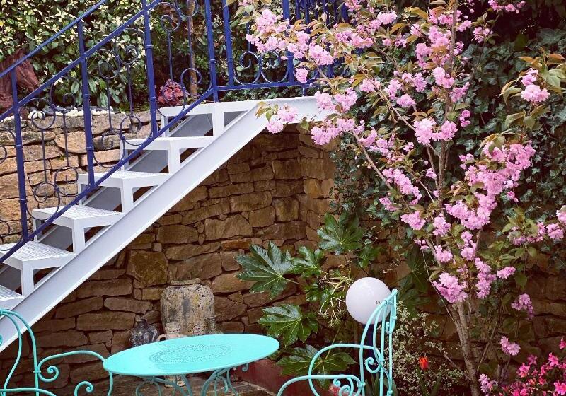 تختخواب و صبحانه Villa Talisman