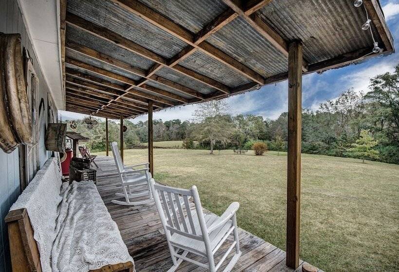Clyde And Marie S Bed & Breakfast