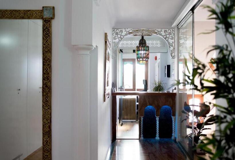 Hostal Alhambra  Adults Only