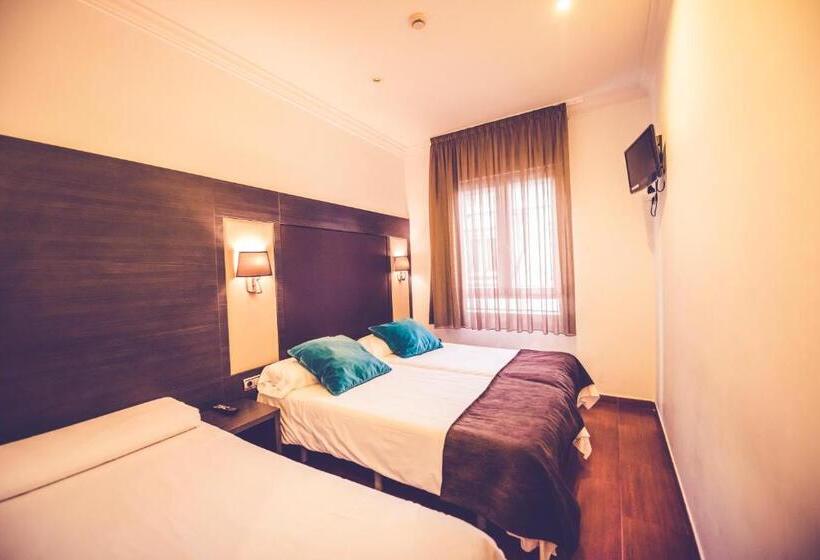 Hostal Sol Los Angeles