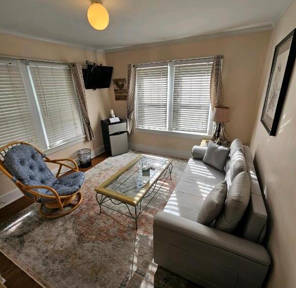 여관 Island Motel Obx
